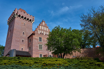 Fototapeta na wymiar Tower reconstructed royal castle in Poznan