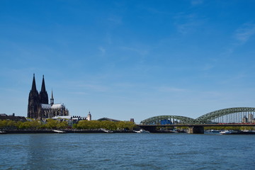 Fototapeta na wymiar Kölner Dom und Hohenzollernbrücke