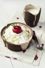 Cottage cheese with sour cream
