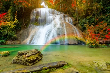 Fototapeten Schöner Wasserfall © 24Novembers