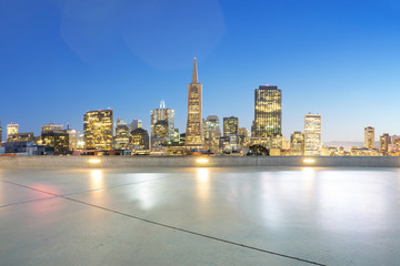 Obraz premium empty marble floor with cityscape and skyline of san francisco