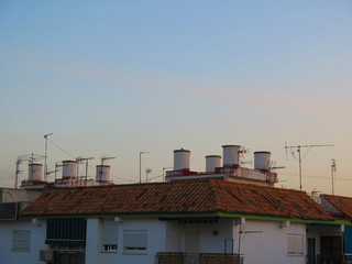 Rooftop header tanks