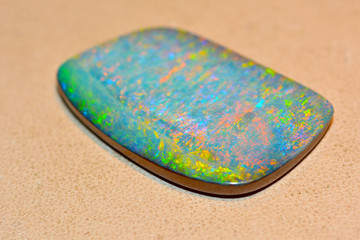 Multicolor opal
