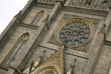 Fototapeta premium Detail of a Neo-Gothic cathedral in the city of Prague (Czech Republic, Europe) - Church of St. Ludmila placed on Namesti Miru (Peace Square in the Vinohrady district)