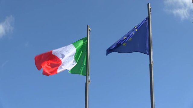 Bandiera italiana ed Europea