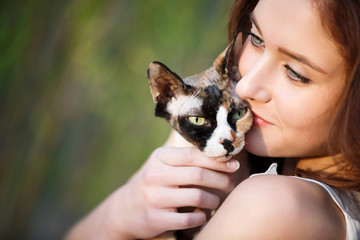 Friendship girl with a cat