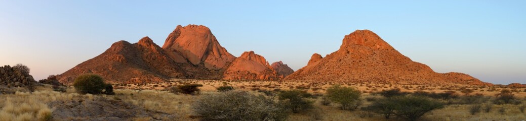 Fototapeta na wymiar Sunset at Spitzkoppe, Namib, Namibia