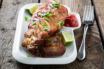 Grilled pork ribs with herbs