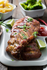 Grilled pork ribs with herbs
