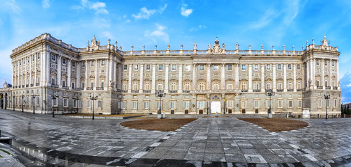 Fototapeta na wymiar Royal Palace in Madrid, view from Plaza de Oriente. Spain.
