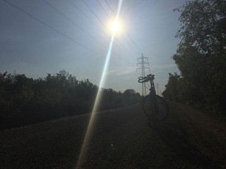 Obraz premium fahrrad fahren im sommer