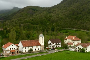 Fototapeta na wymiar Aribe village in Navarra