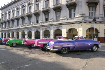 Cuban taxis for tourists in Old Havana