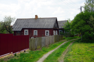 Fototapeta na wymiar Village houses in towns and villages of Belarus. 