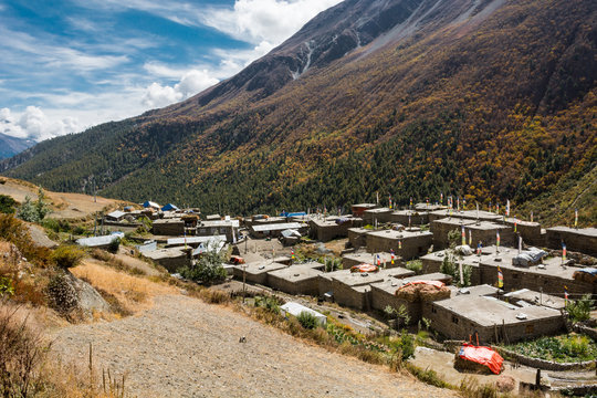 Traditional stone build village, Khangsar.