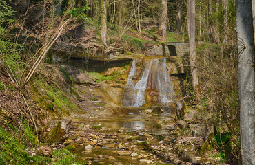 Wasserfälle und Stromschnellen