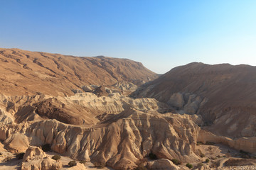 Fototapeta na wymiar Negev desert. mountain and sky