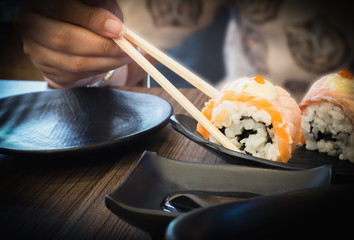 salmon sushi roll, japanese food