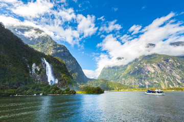 Milford Sound  2, New Zealand © A. Karnholz