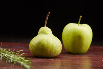 pear and apple on the table