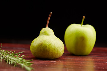 pear and apple on the table