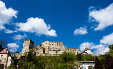 Fototapeta na wymiar Blick auf die Burg Pappenheim