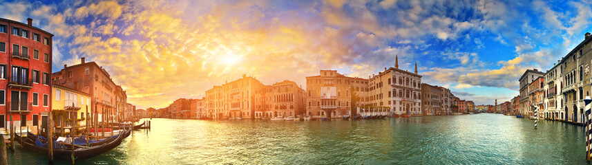 Obraz premium Panorama kanał grande przy zmierzchem, Wenecja, Włochy