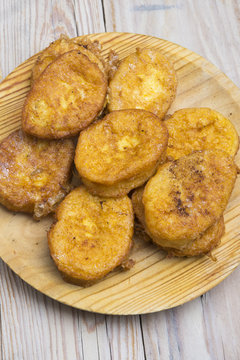 French toasts. Traditional Spanish torrijas