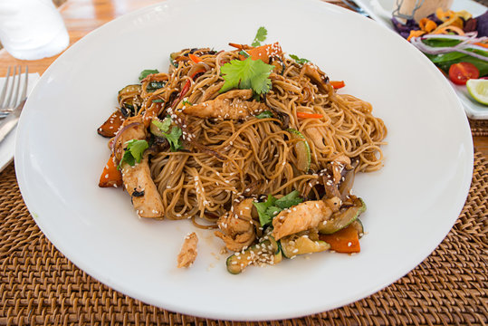 Chicken fried noodle