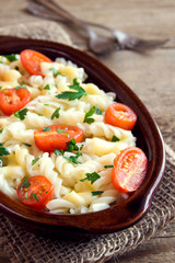 Pasta casserole with tomatoes