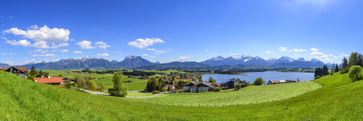 Fototapeta na wymiar Panorama im Ostallgäu nahe Hopfen am See