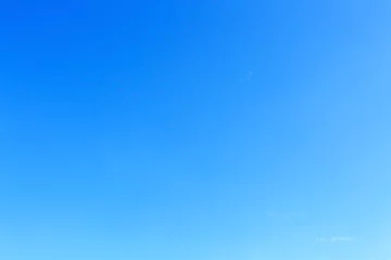 Keuken spatwand met foto clear blue sky background © sutichak