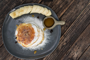 soft focus on banana pancake