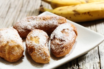 Fried Banana / Kluay Tod -Thai dessert