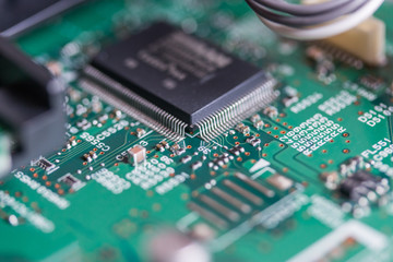 Computerchip auf Platine, Nahaufnahme