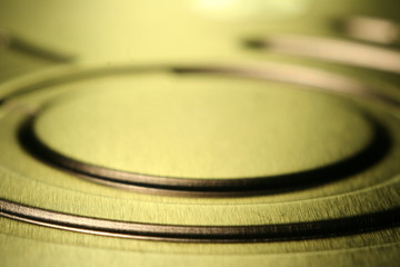 Hard drive top cover isolated