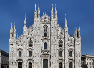 Fototapeta na wymiar Facciata del Duomo di Milano 