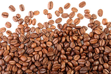 Naklejka premium a scattering of coffee beans on white background