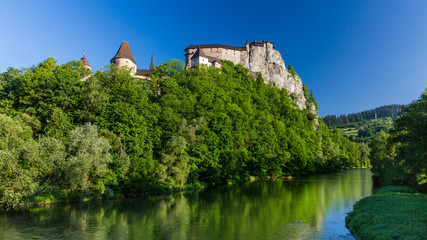Fototapeta na wymiar Beautiful castle Oravsky Podzamok near Dolny Kubin in Slovakia