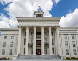 Obraz premium Montgomery, Alabama - April 25th 2014 - The State department of archive and history building in a blue sky day in Montgomery, Alabama, USA