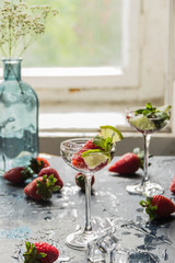 Cocktail strawberry, lime, mint with ice