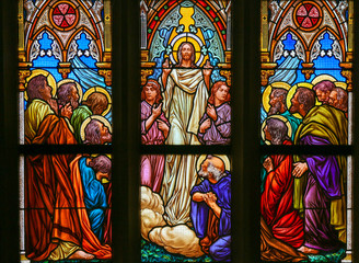 Stained Glass - Jesus speaking to his disciples