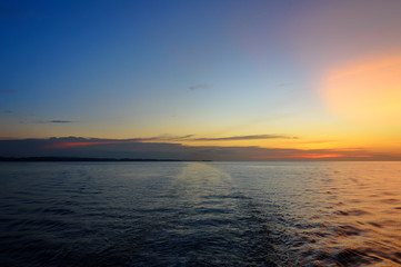 Fototapeta premium Beautiful sunset at the equator