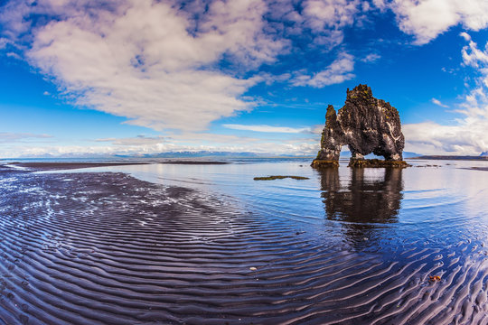 The Cliff In Bay Of Huna During Low Tide At Sunset