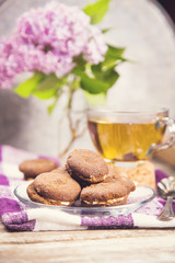 Fototapeta na wymiar tea with lilac