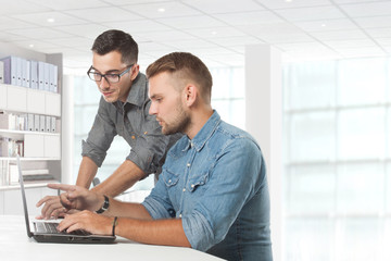 businessman with casual style talking in the meeting