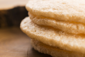 light wheat crispers