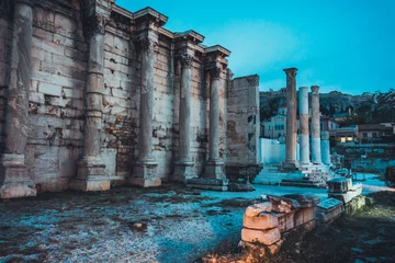 Photo sur Plexiglas Rudnes Ancient Ruins of Hadrians Library in the Evening