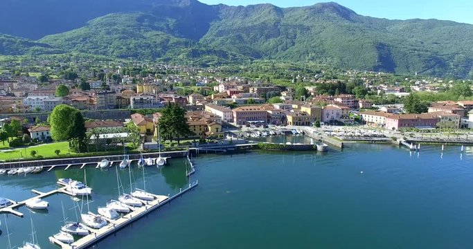Aerial 4k - Lago di Como (IT) - Colico piazza e porto