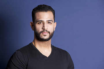 Fototapeta premium casual man on blue